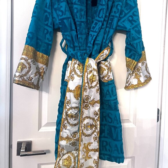 Versace I Heart Baroque Bathrobe Capri Blue Women’s Size Small - Picture 8 of 8